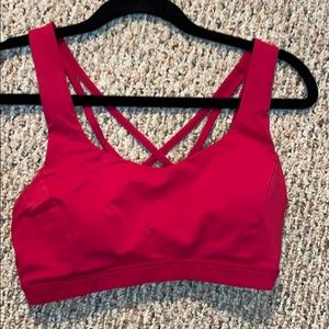 Lululemon Free to Be Bra